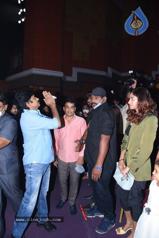 Vakeel Saab Pre Release Event 02 - 46 / 84 photos