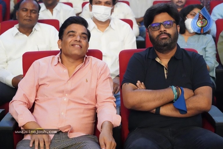 Vakeel Saab Pre Release Event 02 - 74 / 84 photos