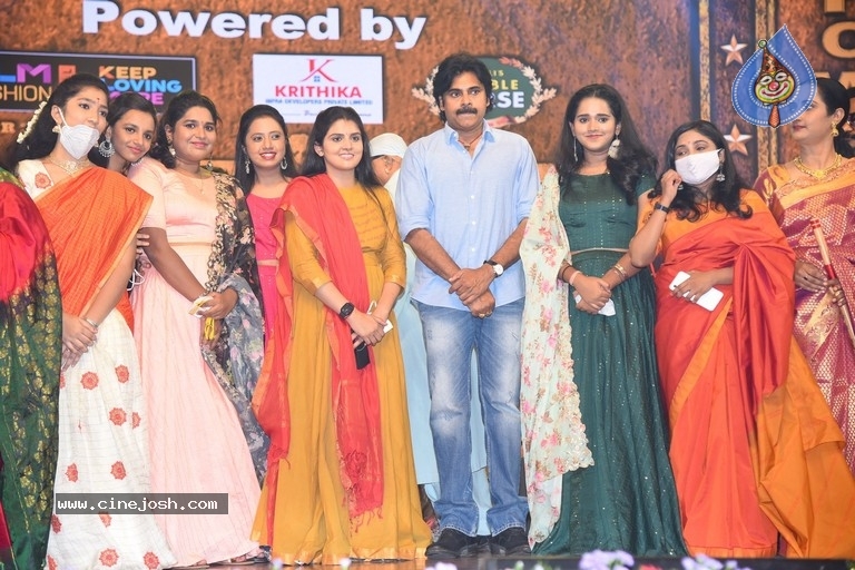 Vakeel Saab Pre Release Event - 10 / 93 photos