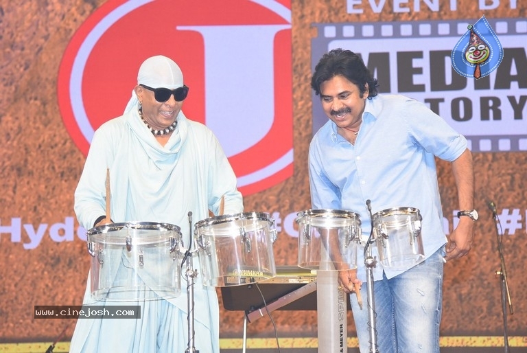 Vakeel Saab Pre Release Event - 51 / 93 photos