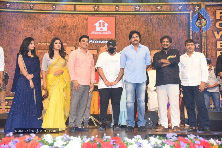 Vakeel Saab Pre Release Event - 72 / 93 photos