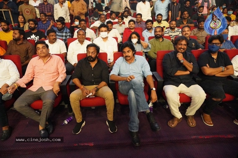 Vakeel Saab Pre Release Event - 87 / 93 photos