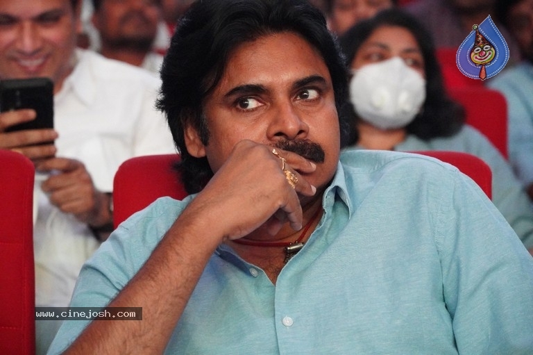 Vakeel Saab Pre Release Event - 92 / 93 photos