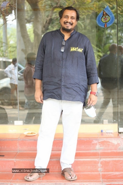 Vakeel Saab Press Meet - 7 / 12 photos