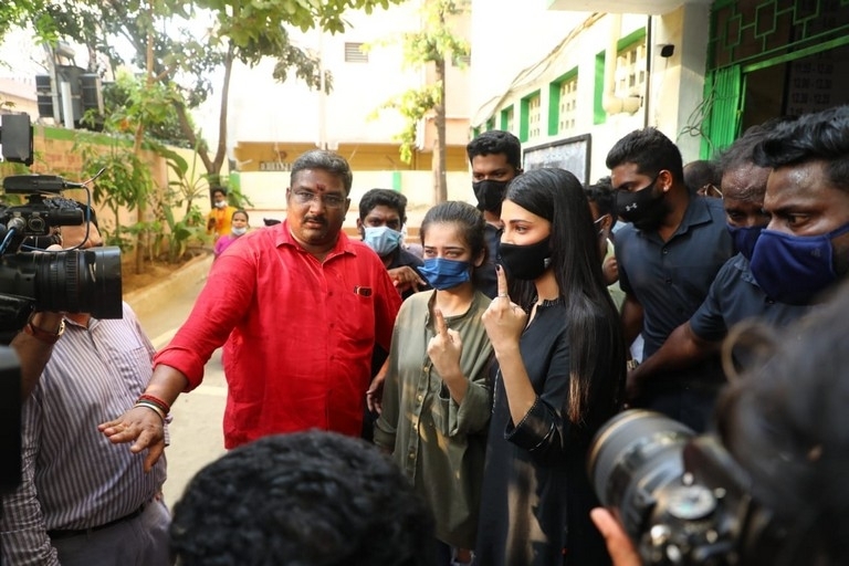 Celebrities casting vote in TN Elections - 12 / 35 photos