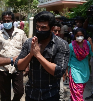 Celebs Condolences to Actor Vivek - 34 of 34