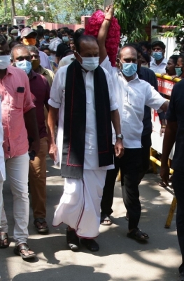 Celebs Condolences to Actor Vivek - 35 of 34