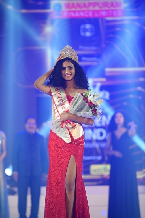 Miss Queen of India 2021 Fashion Show - 15 / 20 photos