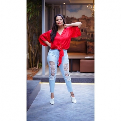 Anasuya Bharadwaj Photos - 4 of 6