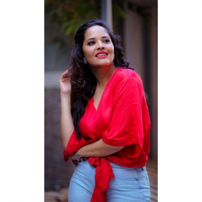 Anasuya Bharadwaj Photos - 6 of 6