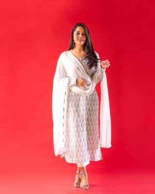 Anasuya Bharadwaj Photos - 4 of 5