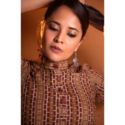 Anasuya Bharadwaj Photos - 3 of 9