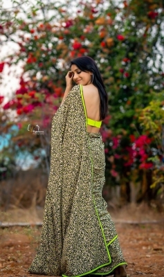 Rashmi Gautam Photos - 3 of 4