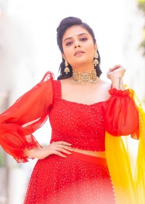 Sreemukhi Photos - 6 of 9