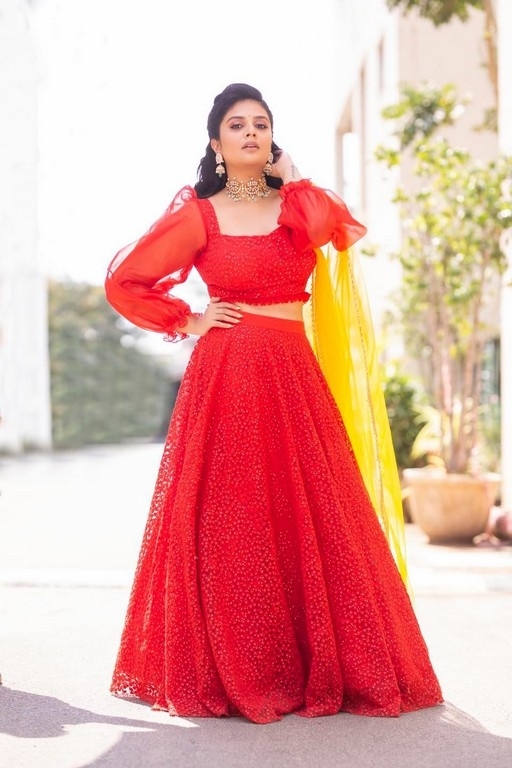 Sreemukhi Photos - 1 / 9 photos