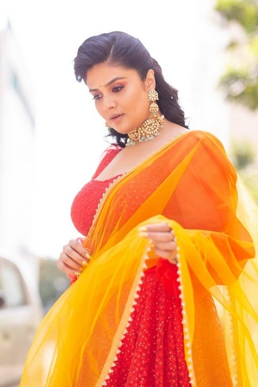 Sreemukhi Photos - 9 / 9 photos