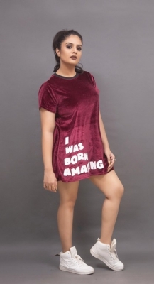 Sreemukhi﻿ Photos - 3 of 5