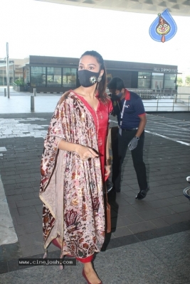 Erica Fernandes Spotted At Airport - 8 of 15