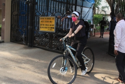 Khushi Kapoor Spotted At Andheri - 10 of 13