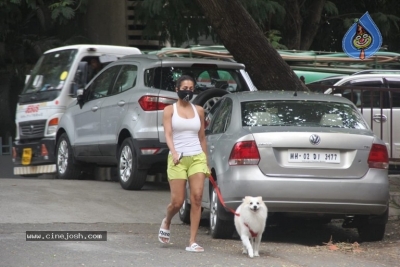 Malaika Arora Snapped With Her Pet Dog - 1 of 7