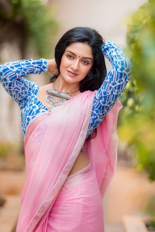 Vimala Raman Photos - 5 / 9 photos