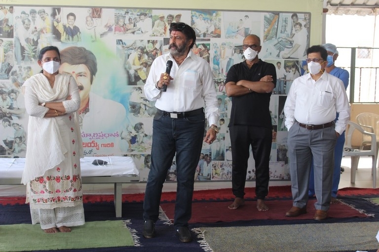 Balakrishna on International Yoga Day - 2 / 5 photos