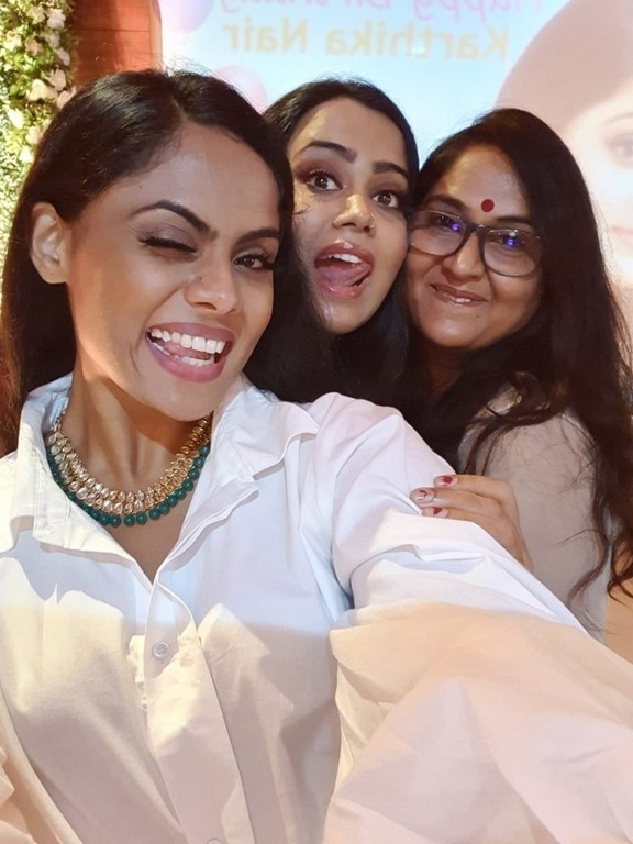 Karthika Nair Birthday Celebrations - 3 / 4 photos