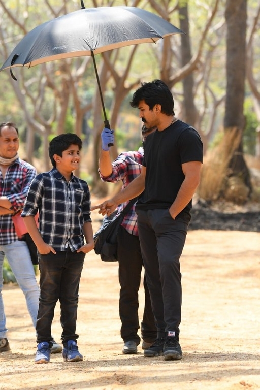 Ram Charan at RRR Sets - 2 / 4 photos