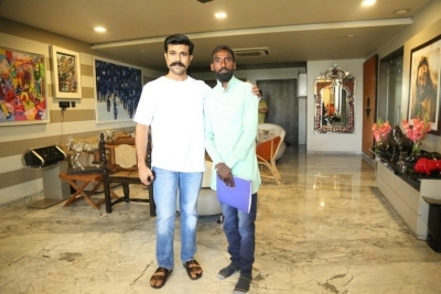 Ram Charan Meets his Fans - 4 of 4