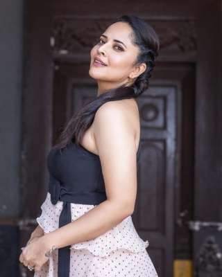 Anasuya Bharadwaj Photos - 1 of 6