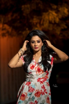 Priya Mani Pics - 1 of 6