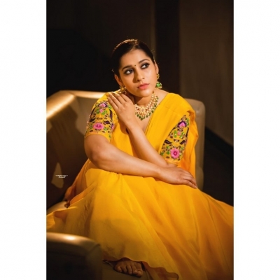 Rashmi Gautam Photos - 3 of 10