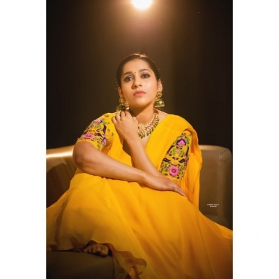 Rashmi Gautam Photos - 10 of 10