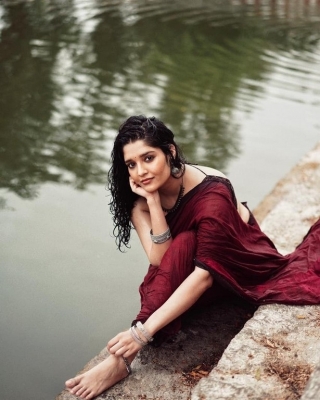 Ritika Singh Photos - 5 of 6