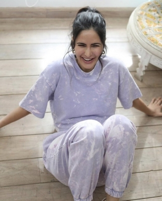 Katrina Kaif Photos - 3 of 4