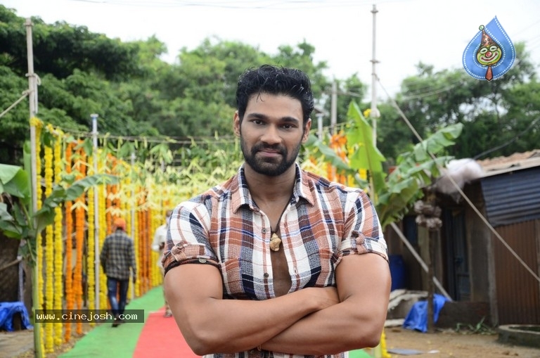 Bellamkonda Chatrapathi Hindi Remake Opening - 15 / 42 photos