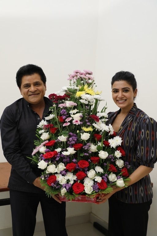 Samantha launches AA Movie song - 3 / 3 photos