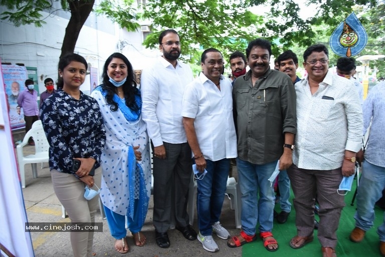 Manam Saitam Free AMBULANCE Service Inauguration - 19 / 21 photos