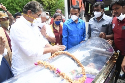 Senior Actress Jayanthi Condolences Photos - 4 of 21