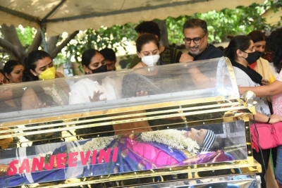 Senior Actress Jayanthi Condolences Photos - 20 of 21