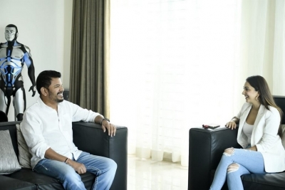 Shankar and Kiara Advani Photos - 2 of 2