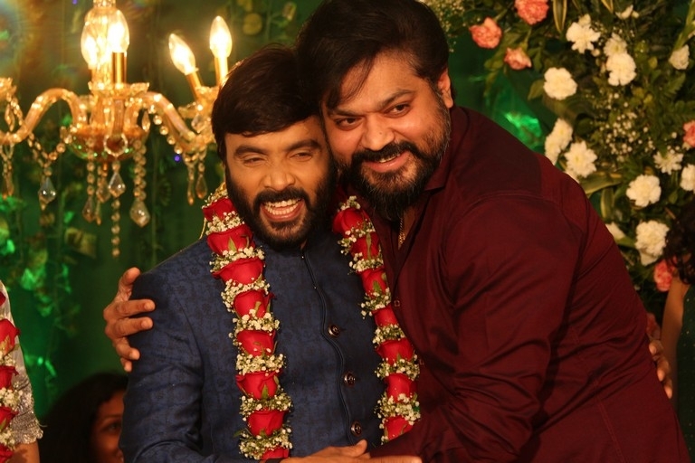 Snekan - Kannika Ravi Wedding Reception - 20 / 21 photos