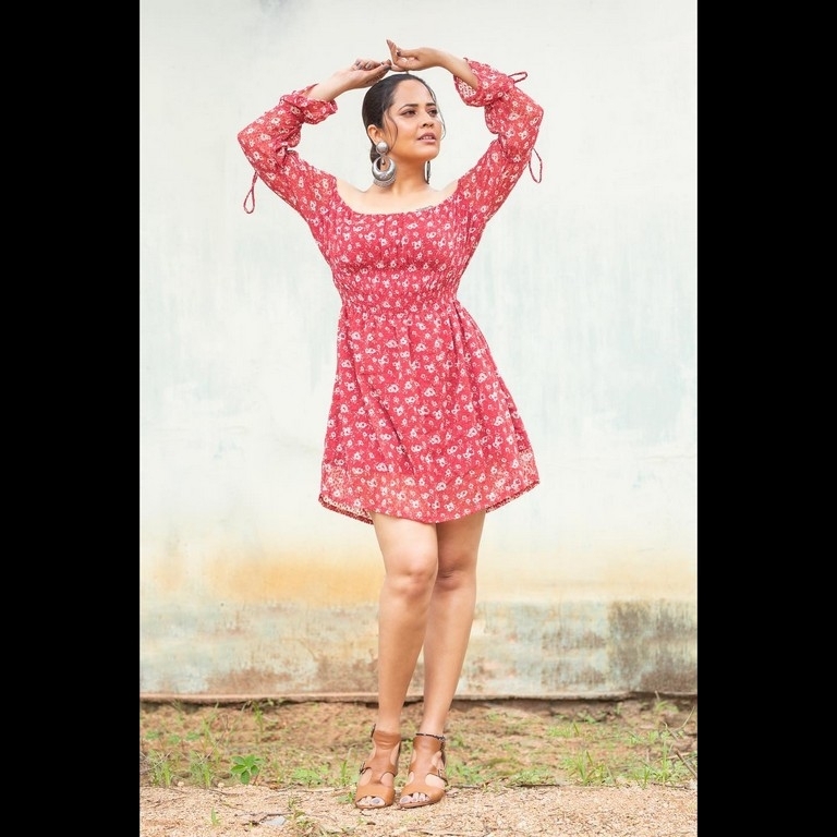 Anasuya Bharadwaj Photos - 7 / 7 photos