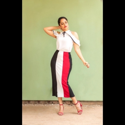 Anasuya Bharadwaj Photos - 2 of 6