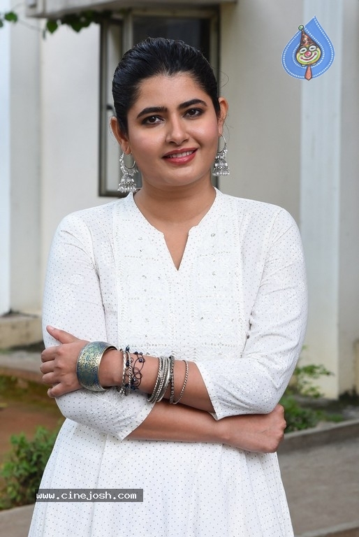 Ashima Narwal Photos - 7 / 16 photos