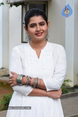 Ashima Narwal Photos - 7 of 16