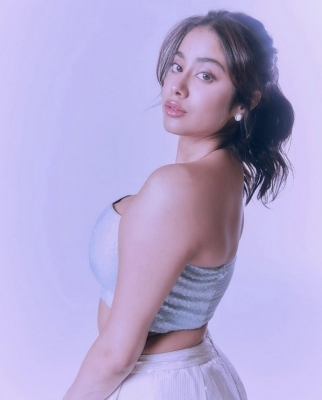 Janhvi Kapoor Pics - 2 of 4