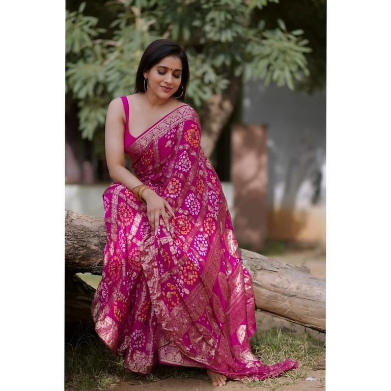 Rashmi Gautam Photos - 5 / 10 photos