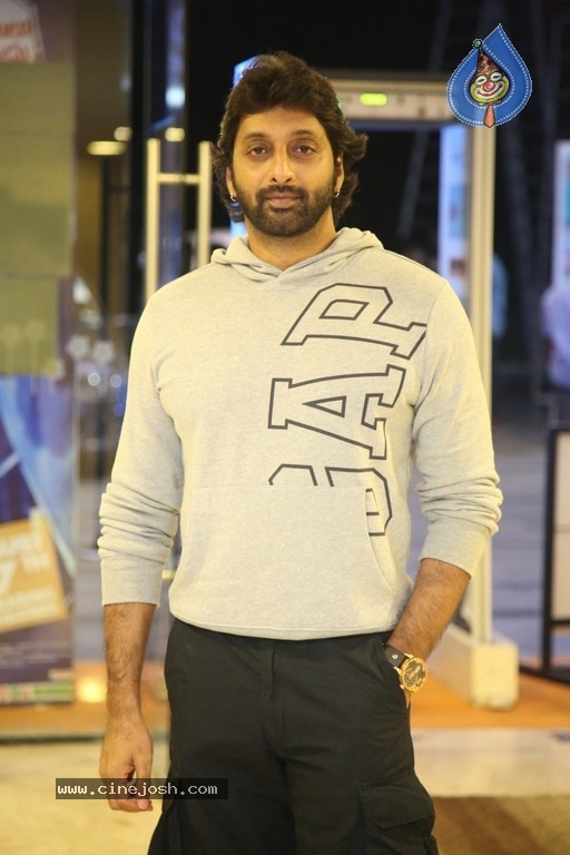 Ichata Vahanamulu Niluparadu Pre Release Event - 10 / 53 photos