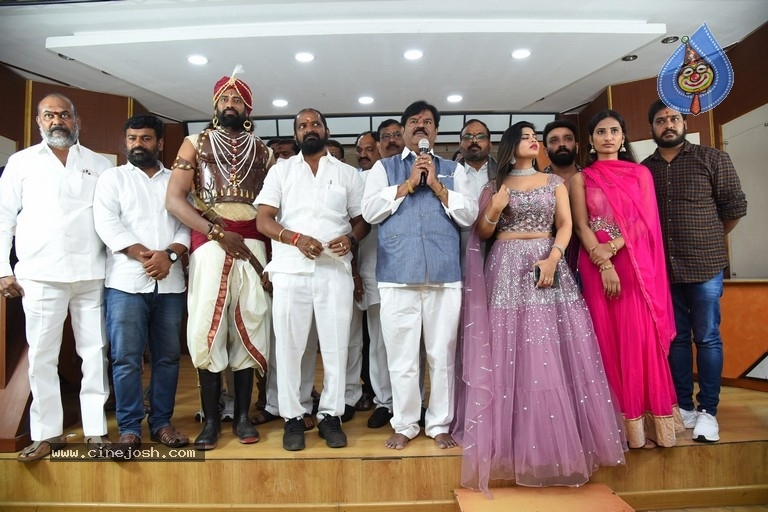 King of Golconda Movie Press Meet - 13 / 20 photos